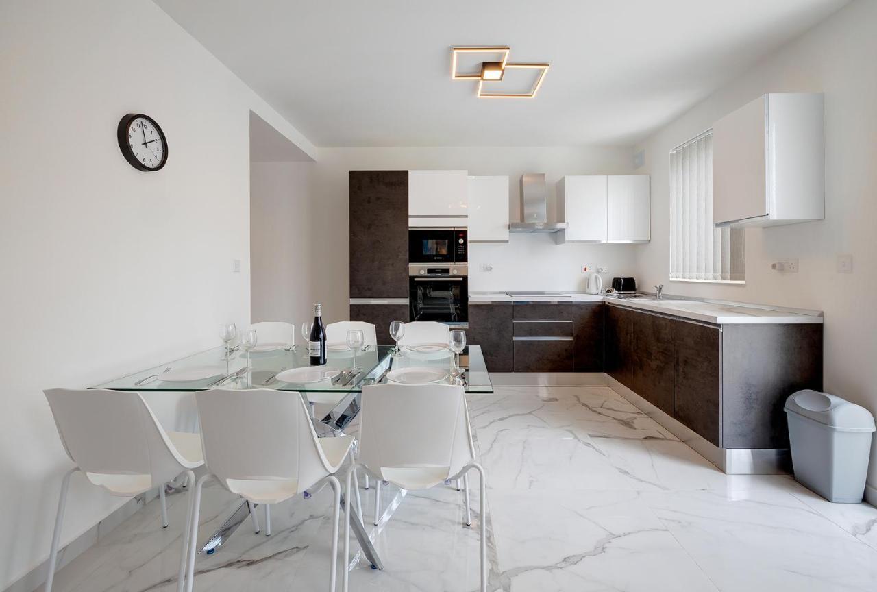 Stylish 2Br Apartment In Central St Julians Saint Julian's Exteriér fotografie