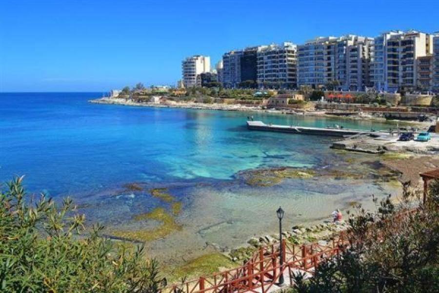 Stylish 2Br Apartment In Central St Julians Saint Julian's Exteriér fotografie