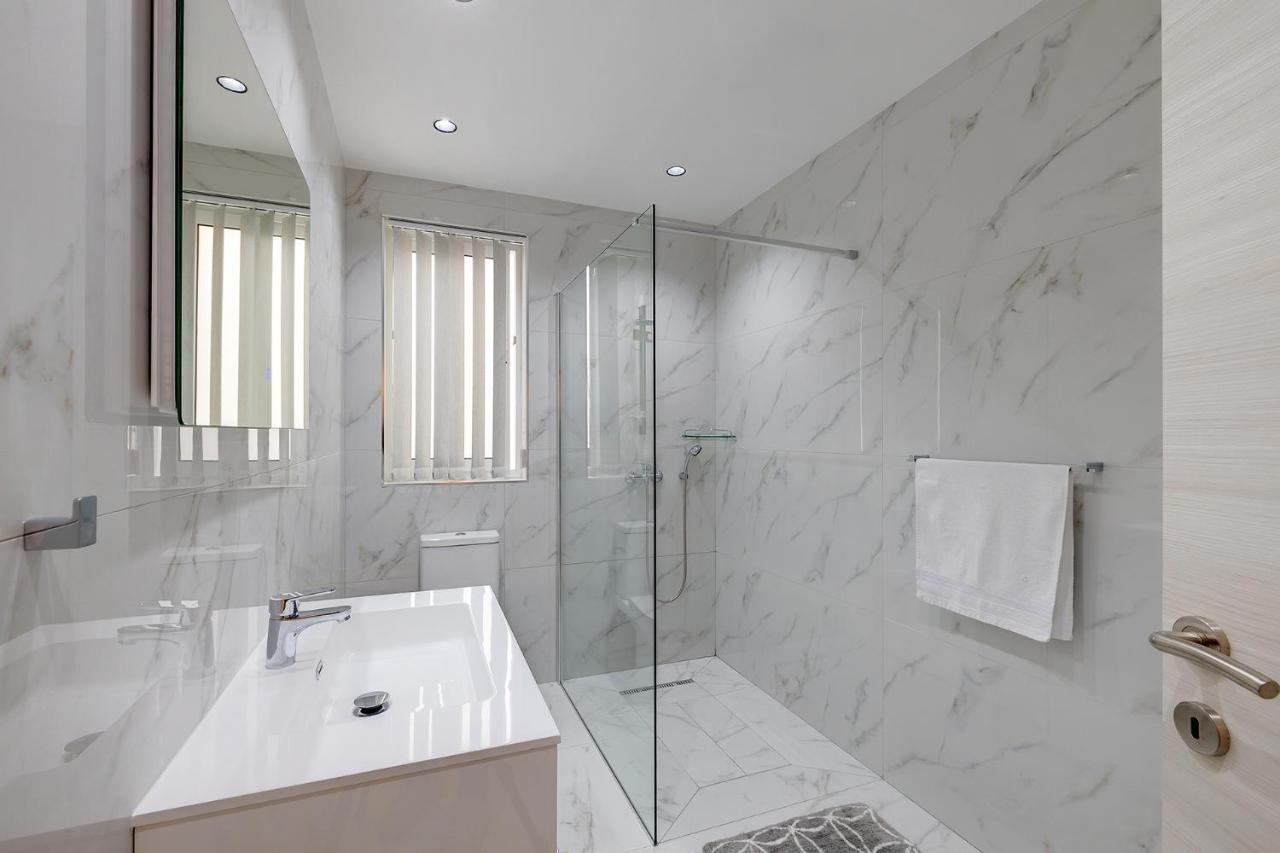 Stylish 2Br Apartment In Central St Julians Saint Julian's Exteriér fotografie